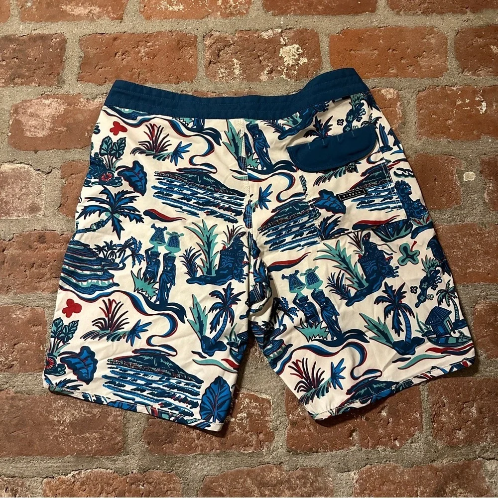 VISSLA Men's Blue and Cream Tropical Hawaiian Unlined Board Swim Shorts size 34